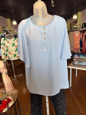 Zenana Outfitters Light Blue Button-Front Flutter Sleeve Blouse